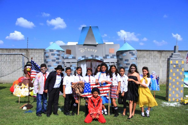 Colorido Festival Internacional de Little Feet