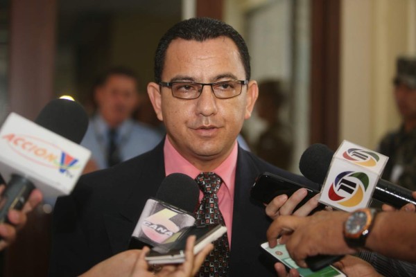 Rolando Argueta manda a investigar a todo el personal de la Corte Suprema de Justicia