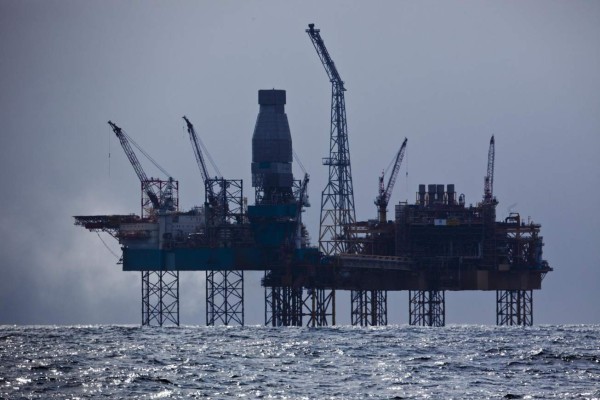 Venezuela quiere desarrollar cooperación en hidrocarburos con Argelia