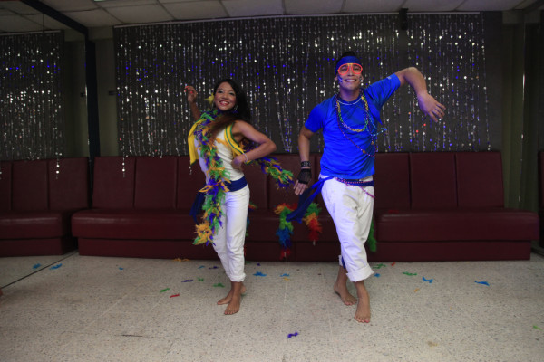 Llegó la hora de aprender a bailar samba