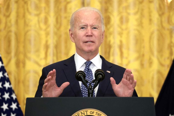 Biden presenta plan para que el sol proporcione el 45% de energía en EEUU