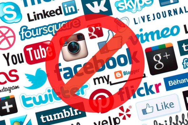 Corte Suprema de EUA debate si puede prohibirse el uso de redes sociales