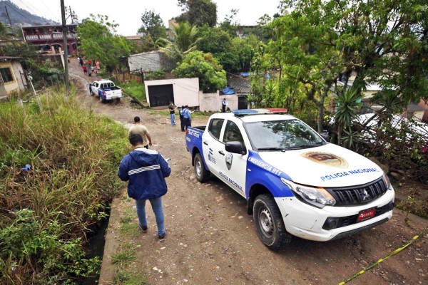 De varios balazos asesinan a vendedor de frutas y verduras