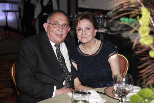 Los setenta años de Emín Abufele