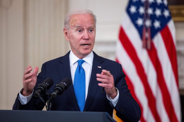 Biden dice estar 'harto' de que grandes empresas no paguen impuestos 'justos' en EEUU