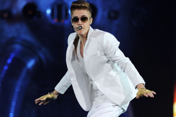 Justin Bieber se descontrola cuando le preguntan por Selena Gomez