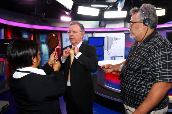 A Joaquín López Dóriga lo apodan 'El Teacher' por los errores que comete