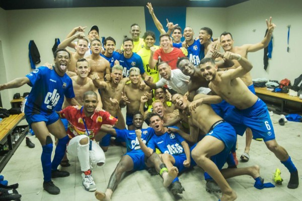 Bryan Moya avanza con el Zulia de Venezuela en la Copa Sudamericana