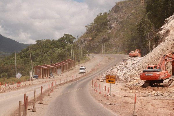 Avanzan trabajos de ampliación de la CA-5 entre Siguatepeque y La Barca