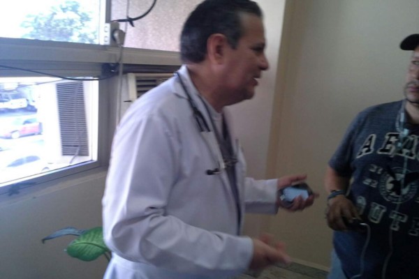 Por 'equivocación' allanan vivienda de médico sampedrano