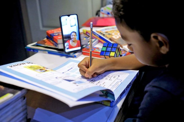 Buscan integrar en clases a escolares desertores de Cortés