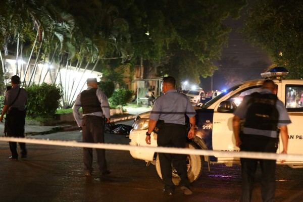 Un hombre y una mujer fueron asesinados a balazos en la colonia Las Vegas