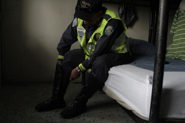 'Amo ser policía, no sé qué será de mí cuando me retire”