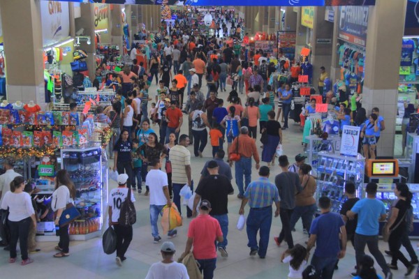 Al menos 1.5 millones de personas circularán por la terminal de buses