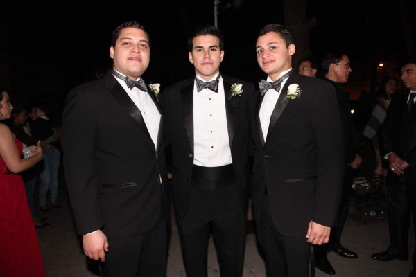 La boda de Mauricio Pineda y Giselle Manzanares