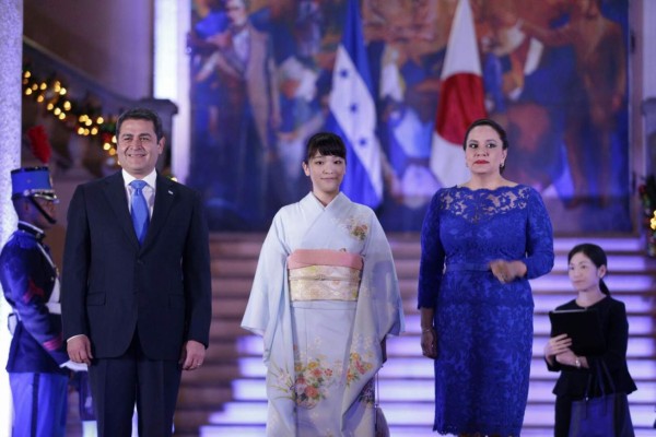 Firman convenio con Japón para fortalecer el parque arqueológico de Copán Ruinas