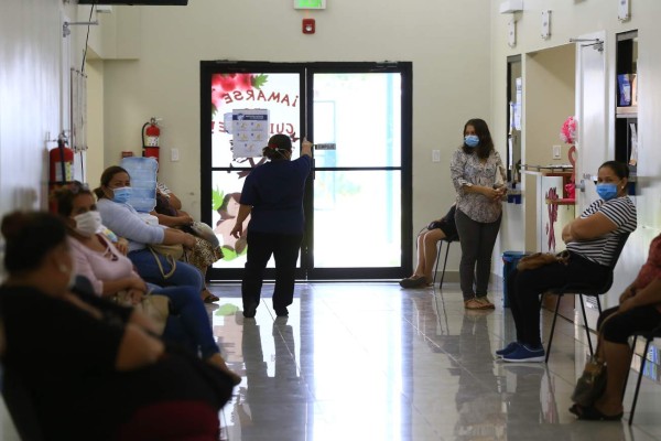 Ciudad Mujer lanza campaña para prevenir cáncer de mama