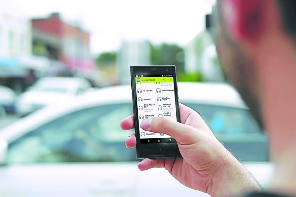 Crear apps, un negocio en auge en Honduras