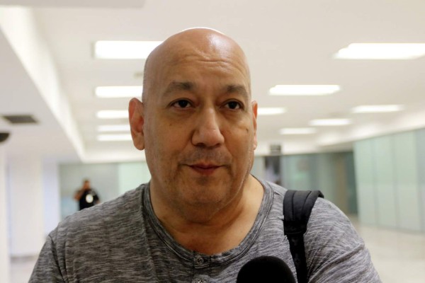 Periodista de ESPN sobre árbitro Ramos: 'Iba con la consigna del maletín'