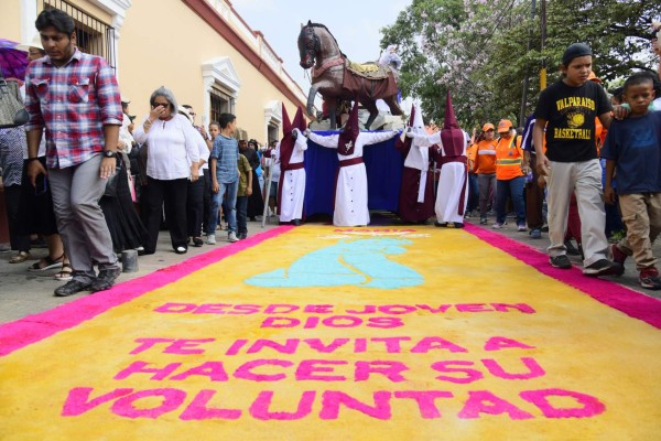 Comayagua desborda su fe por el Hijo de Dios