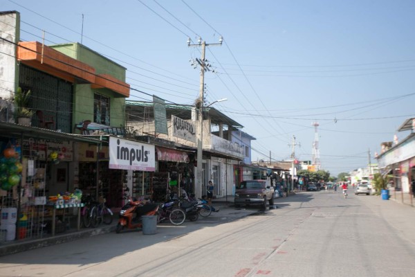 'Honduras debería tener consulados móviles aquí”: Mario Morales