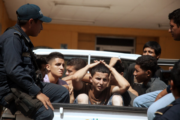 Capturan a 7 por crimen de pareja