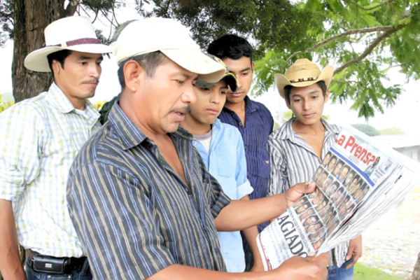 'Hija, sé que estás viva; niño, acá te espera papito”