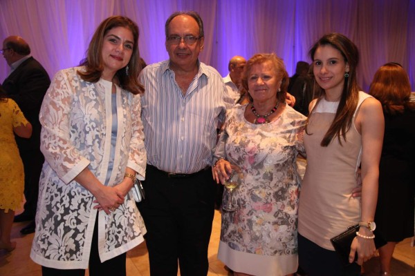 La Ccic entrega el premio Ciudadanos Ejemplares 2016