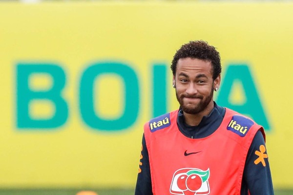 El PSG ve insuficiente cambiar a Neymar por dos jugadores, según 'L'Équipe'