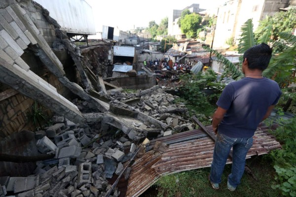 Una niña muerta y más de 50 afectados por lluvias en Guatemala