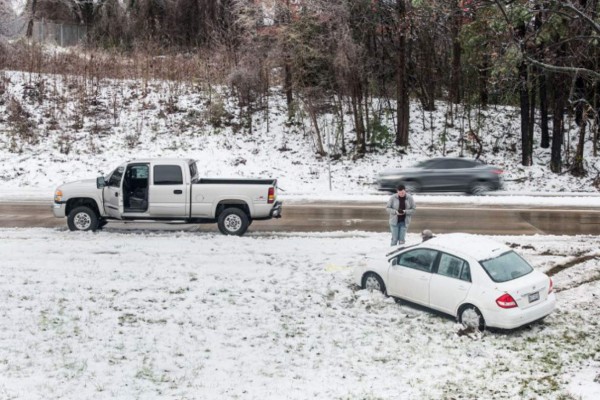 Cuatro muertos deja tormenta de nieve en sureste de EEUU