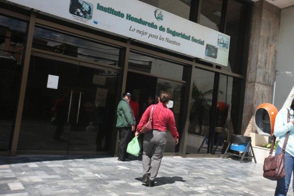 Procederá legalmente, dice empleado del IHSS