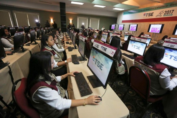 Descontento en migrantes hondureños en EEUU por imposibilidad de votar