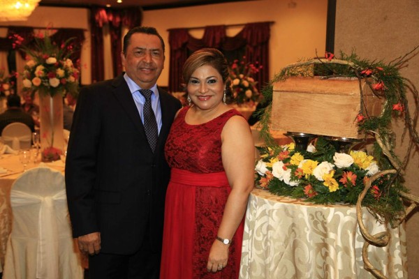 Bendición y alegría por los 60 años de Misael Argeñal