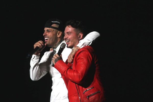 SAN JUAN, PUERTO RICO - SEPTEMBER 18: Nicky Jam and J Balvin perform at Coliseo Jose M. Agrelot on September 18, 2015 in San Juan, Puerto Rico. (Photo by GV Cruz/WireImage)