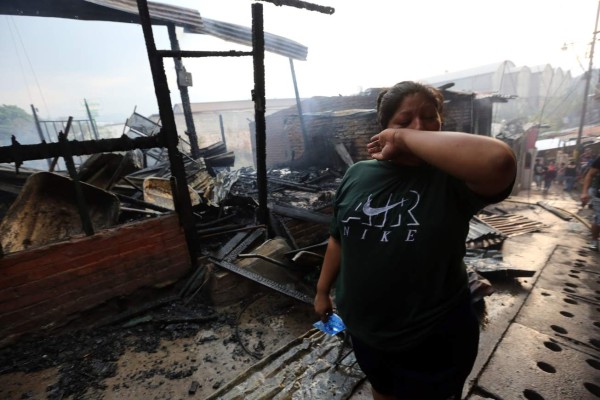 Siete casas quemadas en dos incendios en la capital