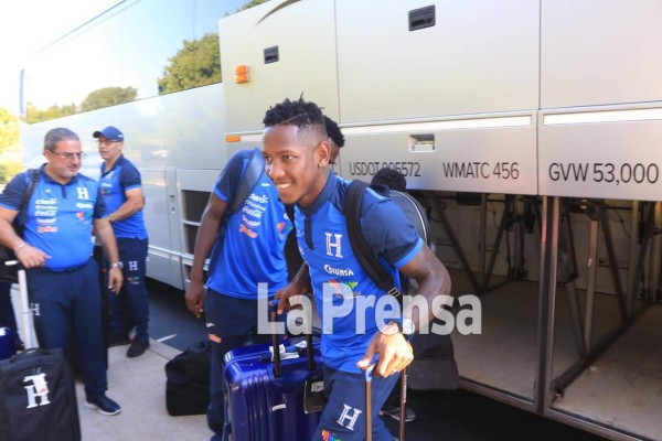 Selección de Honduras arribó a EUA y se reporta lista para la Copa Oro