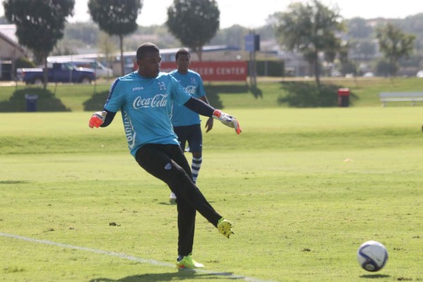 Hernán Medford pide contundencia a la Selección de Honduras