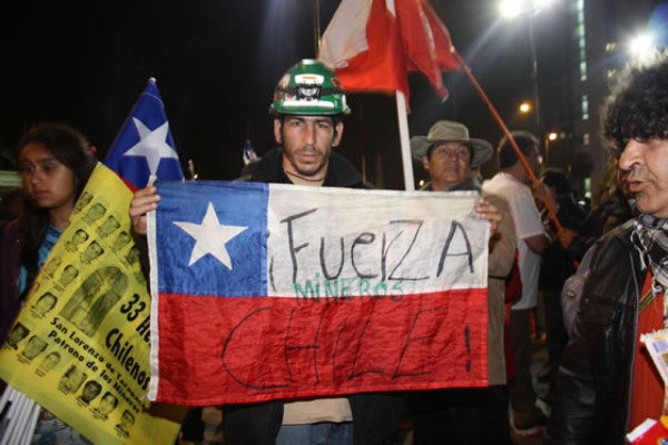 Chile: Mineros se recuperan tras su rescate