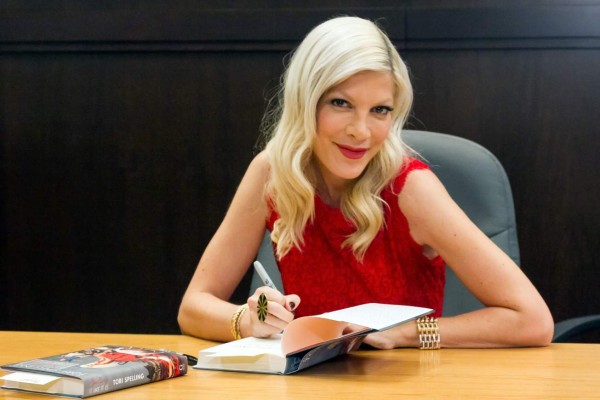 Tori Spelling espera su quinto hijo