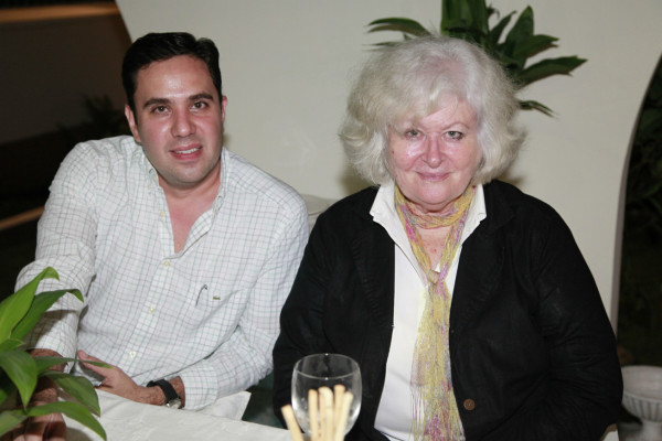 Velada de tradiciones y hermandad