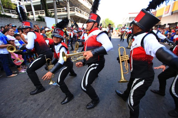 Video de las mejores banda de guerra de San Pedro Sula