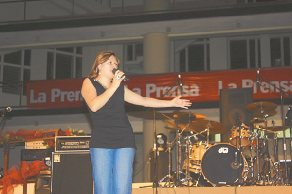 Exaltando a Dios por la paz