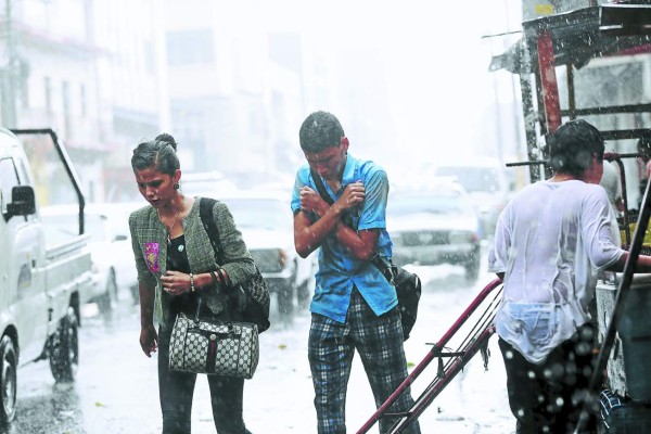 Pronostican fuertes lluvias para el domingo
