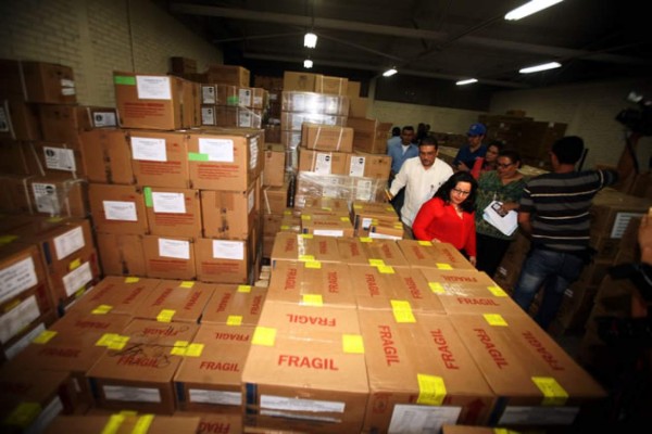 Inicia distribución de medicinas en hospitales de Honduras
