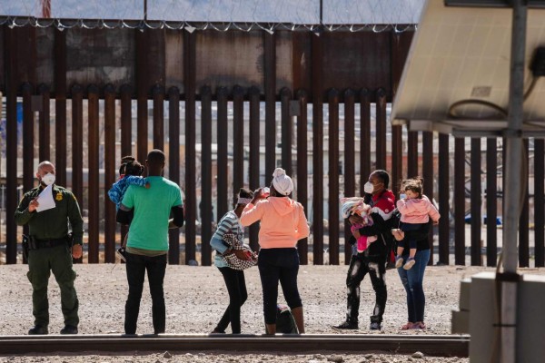 EEUU teme que llegadas de migrantes a la frontera sea la peor ola en últimos 20 años