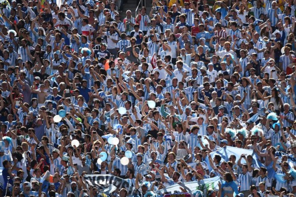La 'albiceleste' de Messi eclipsa a Suiza en las calles de Sao Paulo