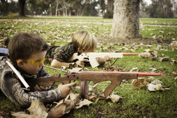 EUA permite a menores de 10 años cazar con armas  