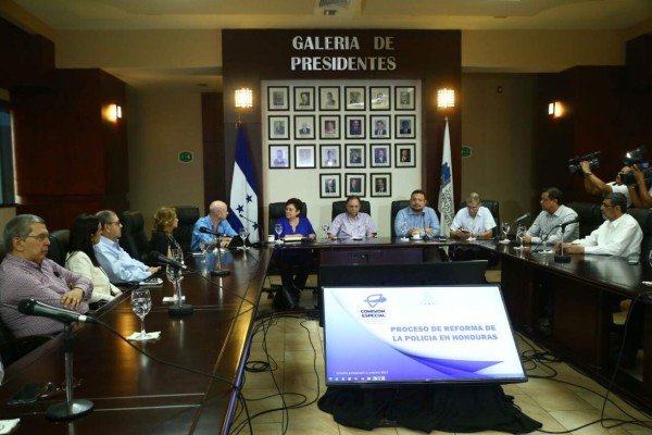 Comisión Depuradora rinde informe a empresarios sampedranos