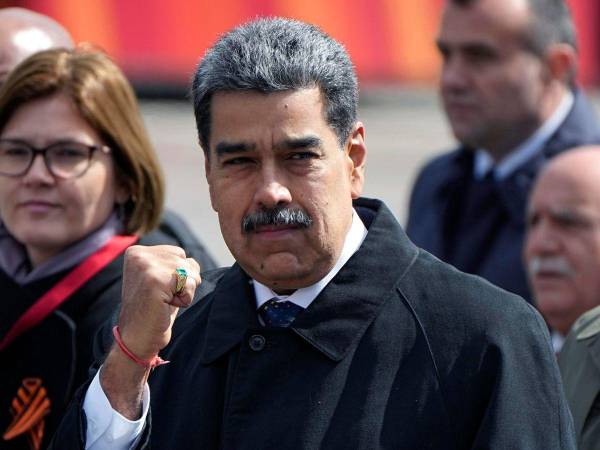 Maduro ordena activar todas las fuerzas y el poder nacional para defender a Venezuela.